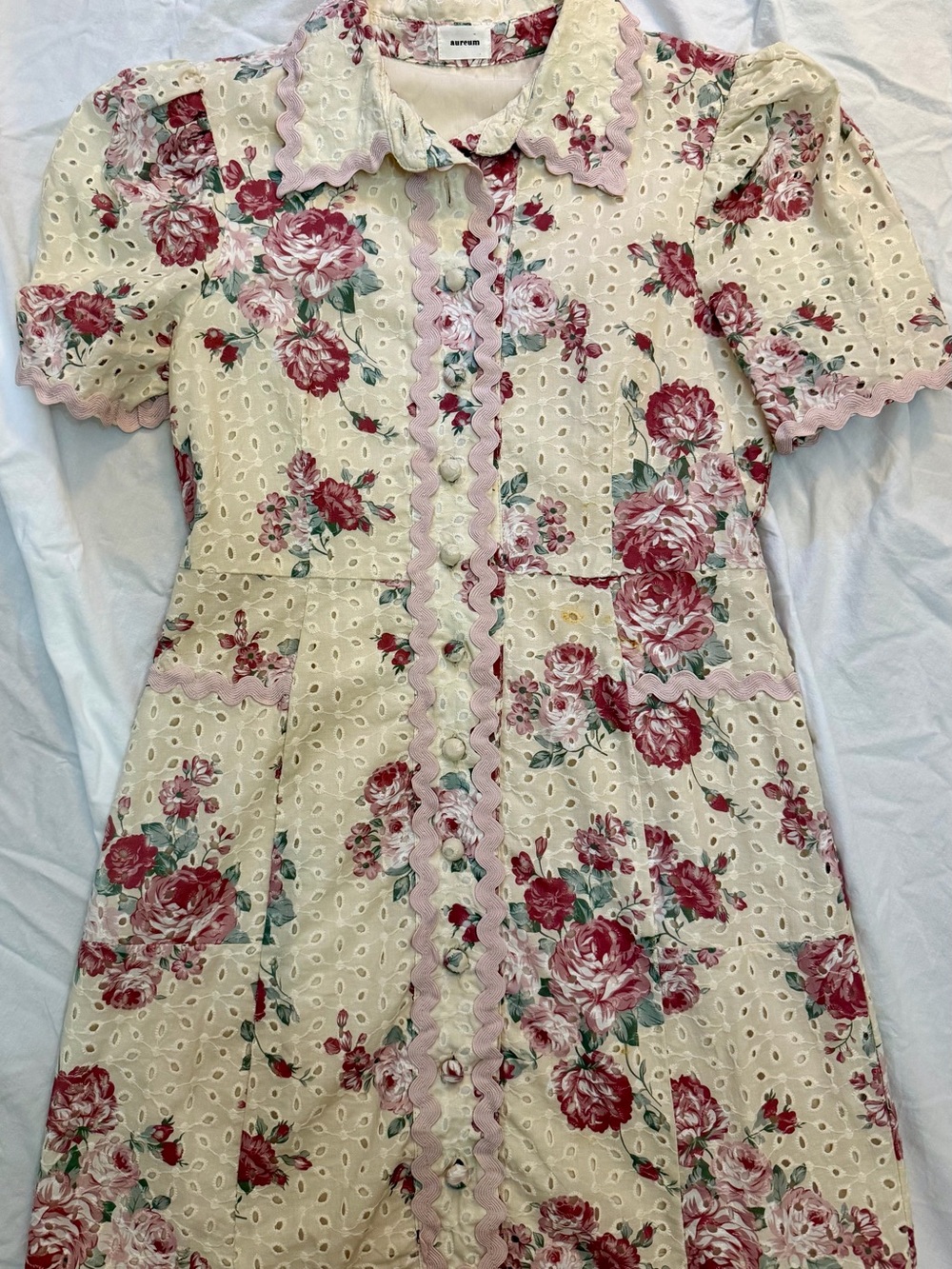 AUREUM Cream Eyelet Mini Dress with Pink Rose Print - Picture 4 of 8